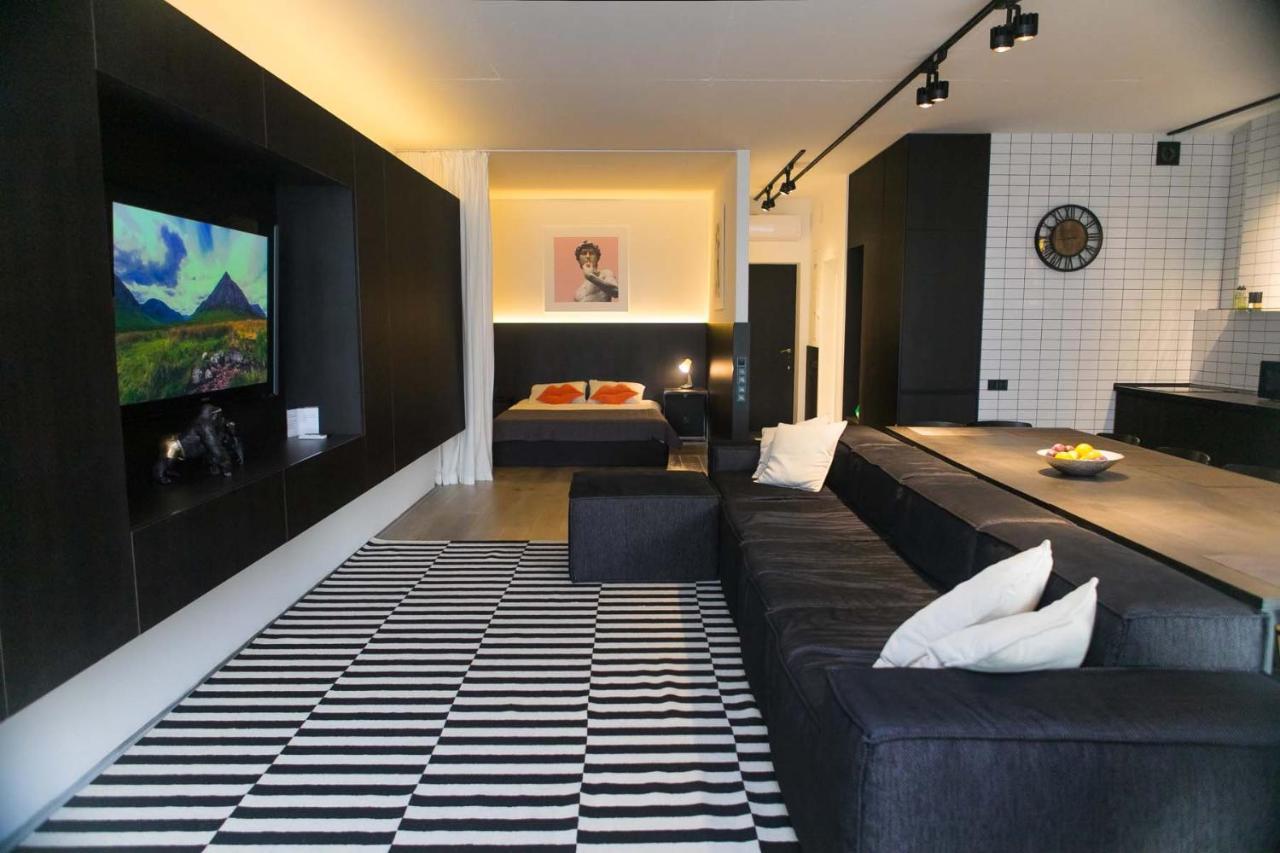 Stylish 1 Bedroom Studio Near Most City Dnjepropetovsk Buitenkant foto