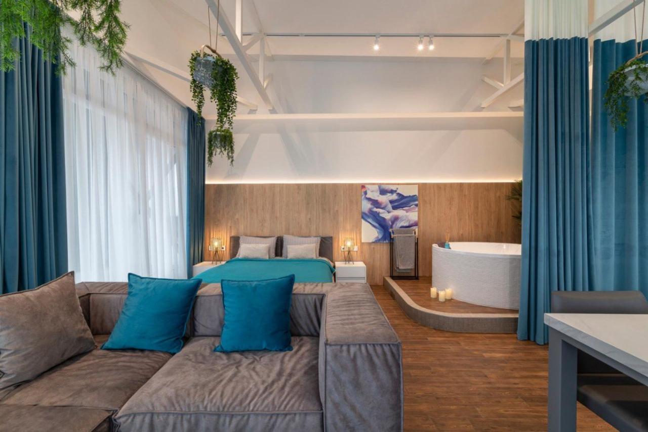 Stylish 1 Bedroom Studio Near Most City Dnjepropetovsk Buitenkant foto